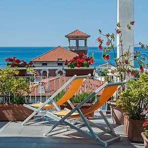Scandinavia 3* Marina di Massa